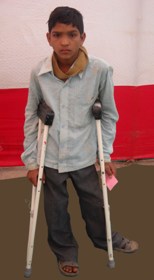 Disabledpersonwithcrutches