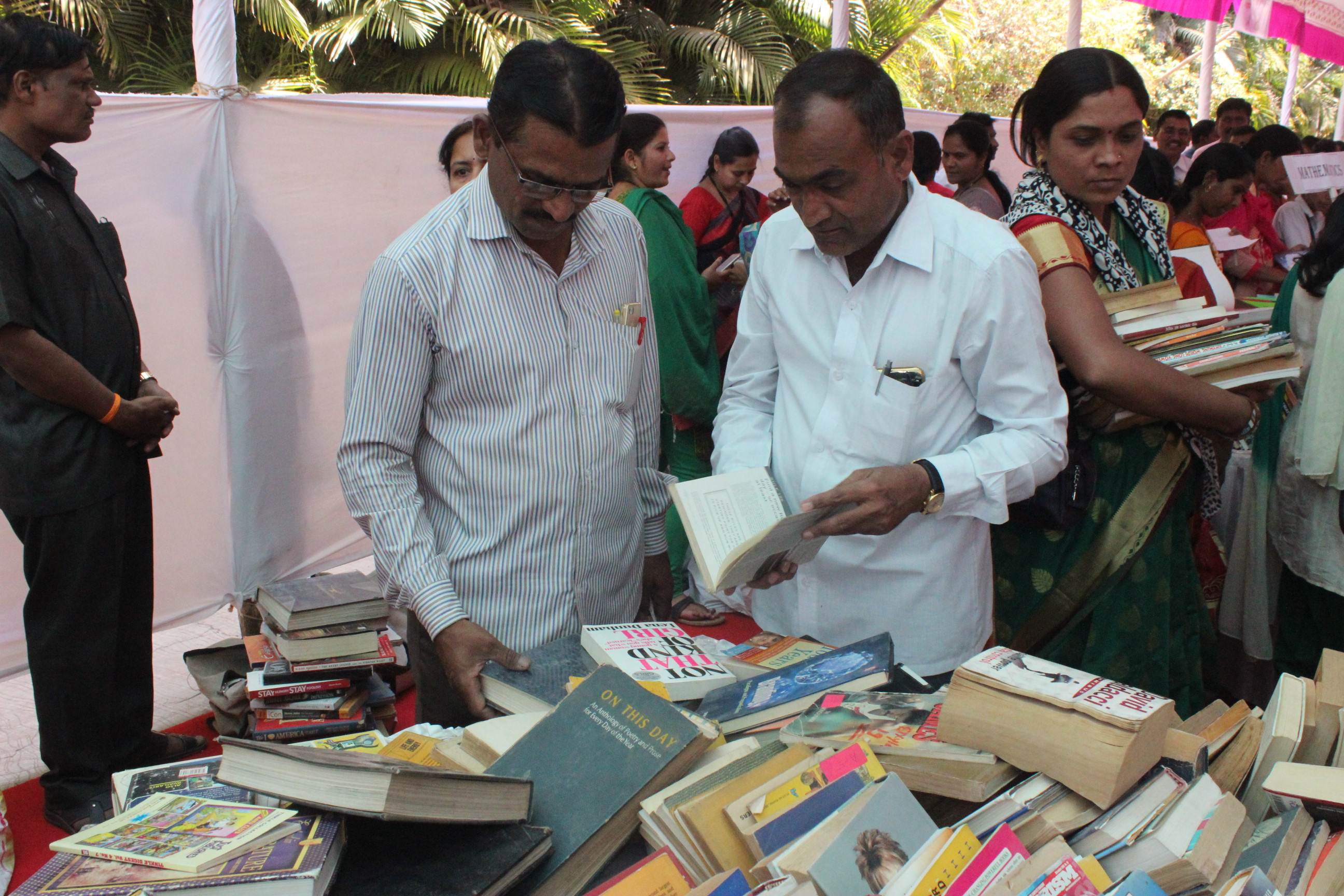 MissionmillionbooksexhibitioninBaramati