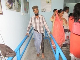 StandingtallwithhisJaipurfoot