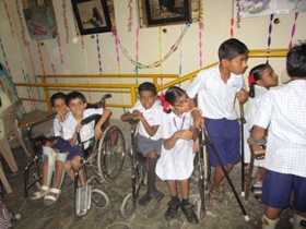 Disabledpersonwithcrutches