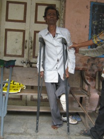 Disabledpersonwithcrutches