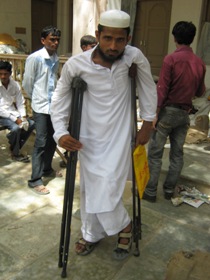 Disabledpersonwithcrutches
