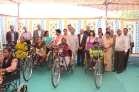DisabledPatientsonatricycle