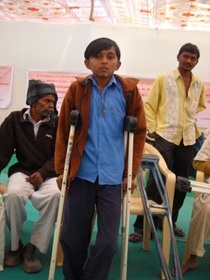 Disabledpersonwithcrutches
