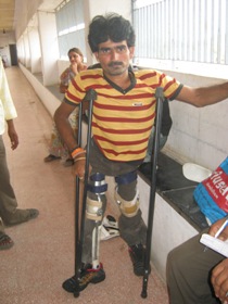 Disabledpersonwithcrutches
