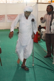Disabledpersonwithcrutches