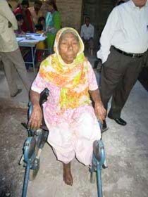 AgedwomanDisableonawheelchair